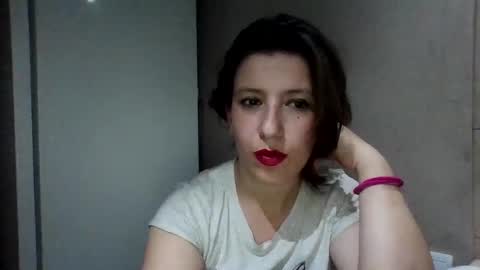 Snapshot of alma_amy chatting on February 23, 9:00 pm Alma online show from February 23, 9:00 pm