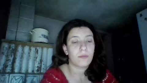 Snapshot of alma_amy chatting on January 10, 8:15 pm Alma online show from January 10, 8:15 pm