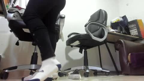 ALMA FENIX  online show from April 22, 11:51 am