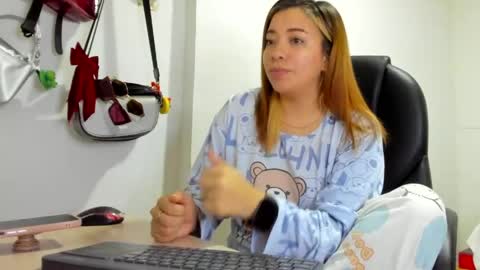 ALMA FENIX  online show from April 26, 5:32 pm