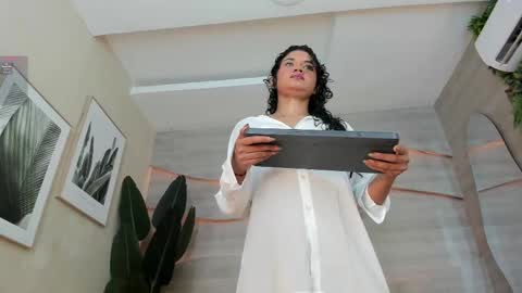 Snapshot of alma_leon chatting on October 2, 11:48 am Alma Len online show from October 2, 11:48 am