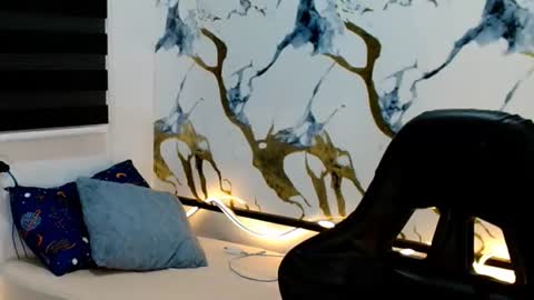 Alondra online show from June 27, 11:11 am