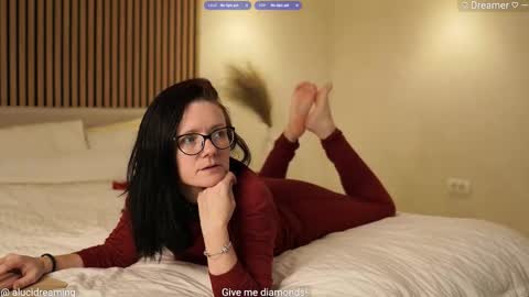 Lucid Dreaming online show from December 1, 6:54 pm