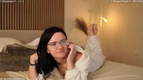 Lucid Dreaming online show from October 18, 6:42 pm