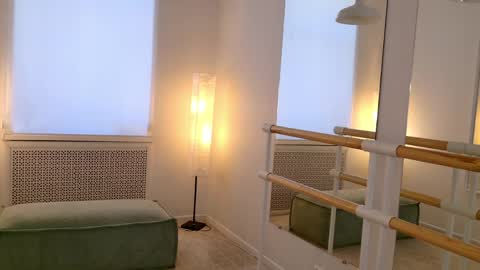 Lilu online show from June 2, 5:19 am