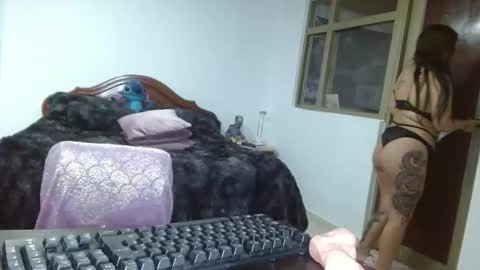alylatina online show from May 15, 5:16 pm