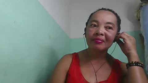 alypierette online show from April 25, 1:41 pm