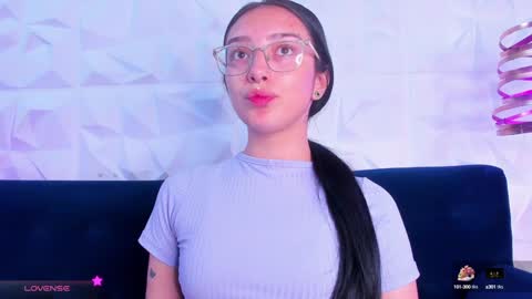 sopie online show from February 5, 11:02 am