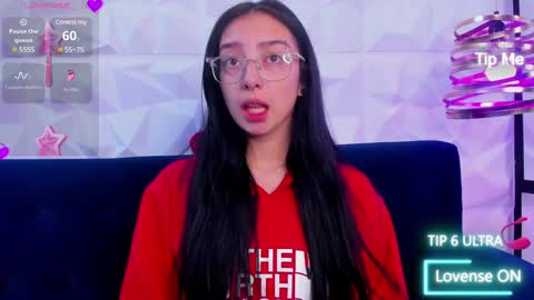 sopie online show from January 4, 11:11 am