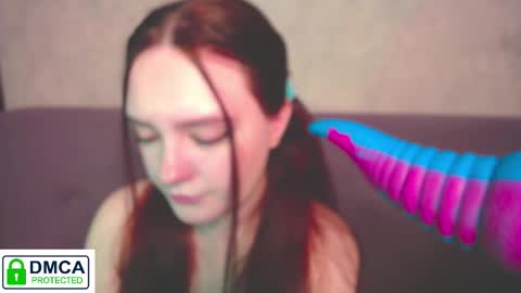 Alyssa online show from November 24, 2:46 am