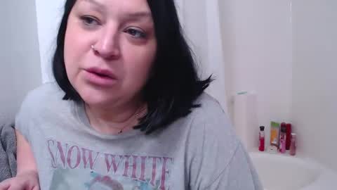 Snapshot of alyssiaamorexo chatting on December 19, 3:41 pm Alyssiaamorexo online show from December 19, 3:41 pm