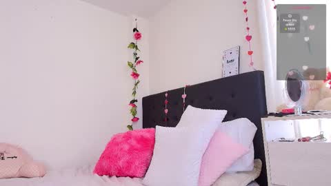 Snapshot of amabella_w chatting on September 11, 7:03 pm Isabella online show from September 11, 7:03 pm