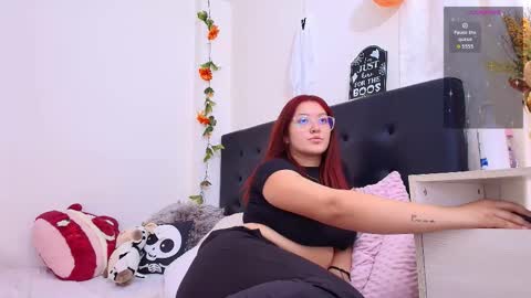 Snapshot of amabella_w chatting on October 17, 6:55 pm Isabella online show from October 17, 6:55 pm