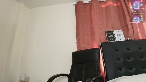 Snapshot of amabella_w chatting on February 2, 7:57 pm Isabella online show from February 2, 7:57 pm
