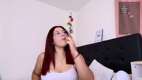 Snapshot of amabella_w chatting on September 26, 7:22 pm Isabella online show from September 26, 7:22 pm