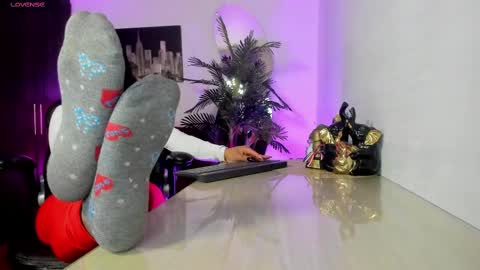 anny online show from October 6, 2:17 am