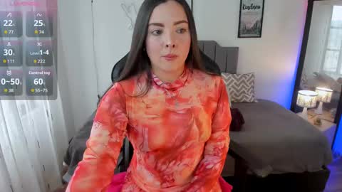 Snapshot of amaia_monet chatting on September 27, 9:22 pm Hi Im AmaiaHelp me reach 100 likes online show from September 27, 9:22 pm
