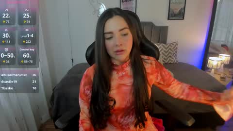 Snapshot of amaia_monet chatting on October 2, 10:26 pm Hi Im AmaiaHelp me reach 100 likes online show from October 2, 10:26 pm