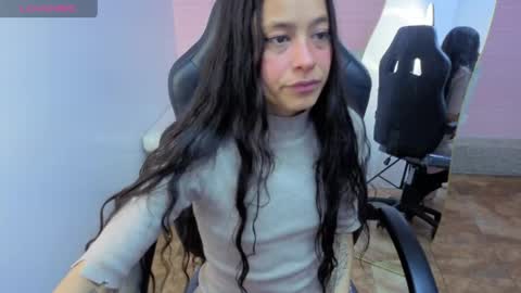 Amaia online show from April 26, 1:42 pm