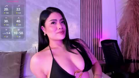 Snapshot of amanda_26 chatting on September 25, 1:59 am Luisa online show from September 25, 1:59 am