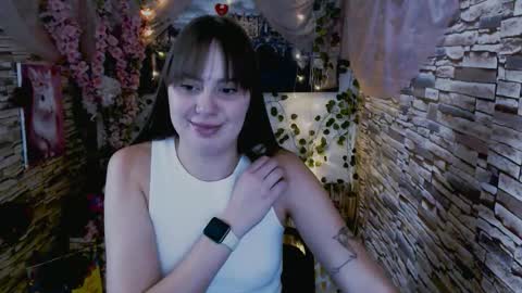 Snapshot of amanda_bright_ chatting on September 15, 11:07 am amanda_bright_ online show from September 15, 11:07 am