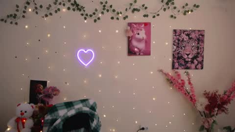 amanda_bright_ online show from June 2, 10:05 am