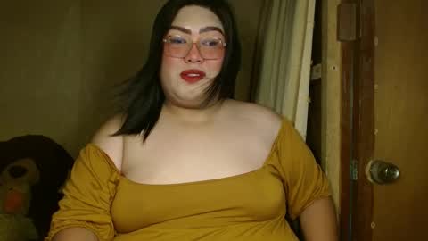 Snapshot of amanda_fetish chatting on February 24, 6:36 am amanda_fetish online show from February 24, 6:36 am