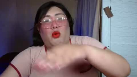 Snapshot of amanda_fetish chatting on October 5, 6:07 am amanda_fetish online show from October 5, 6:07 am