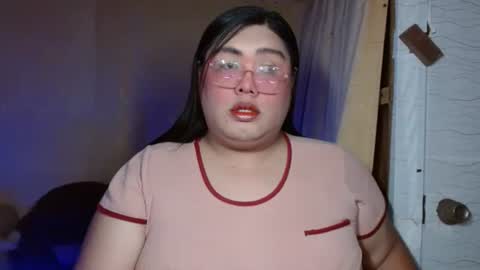 Snapshot of amanda_fetish chatting on October 17, 5:21 am amanda_fetish online show from October 17, 5:21 am