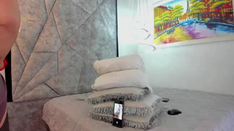 Snapshot of amandanordby_ chatting on February 4, 10:13 pm Miss Amanda online show from February 4, 10:13 pm