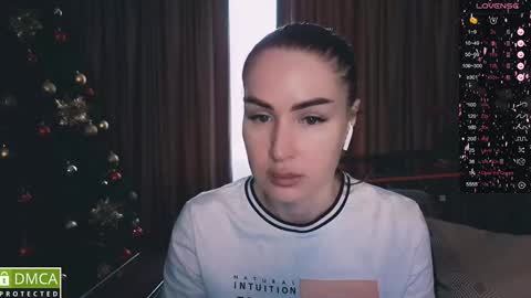Snapshot of amara_campbell chatting on December 14, 3:28 am amara campbell online show from December 14, 3:28 am