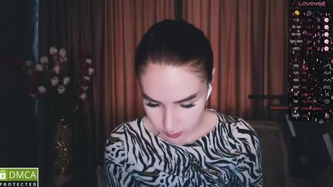 Snapshot of amara_campbell chatting on February 6, 3:06 am amara campbell online show from February 6, 3:06 am