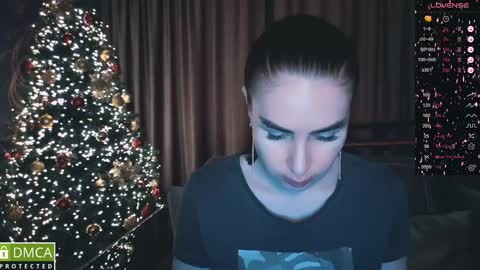 Snapshot of amara_campbell chatting on December 25, 3:40 am amara campbell online show from December 25, 3:40 am