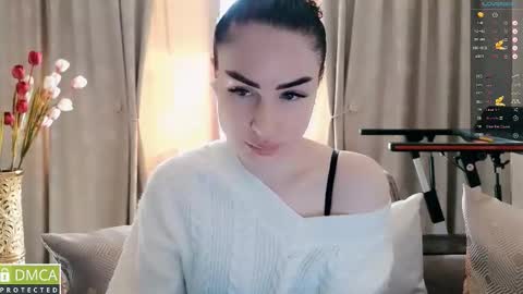 Snapshot of amara_campbell chatting on October 19, 6:15 am amara campbell online show from October 19, 6:15 am