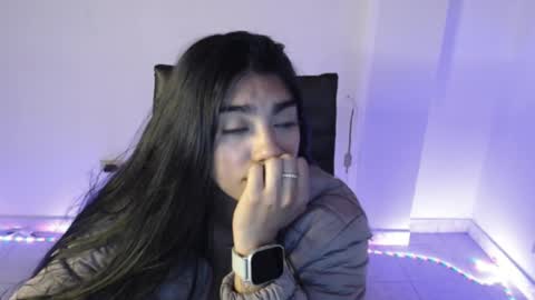 amara_silk online show from April 23, 2:41 am