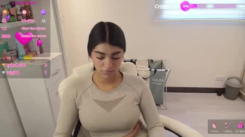 amara_silk online show from January 7, 6:11 pm