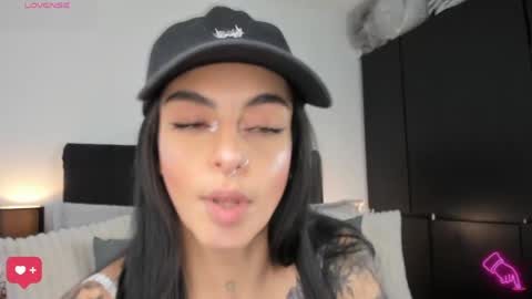 Amara online show from March 29, 9:58 pm