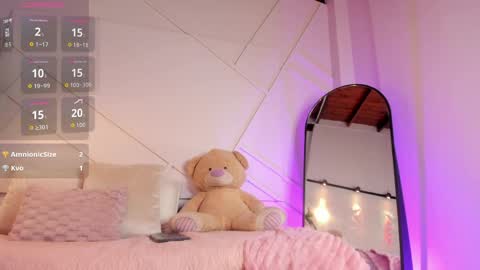    online show from April 22, 7:55 pm