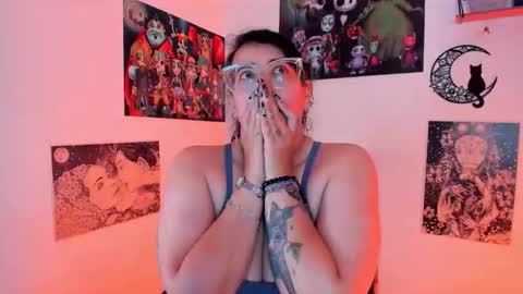 Snapshot of amaryllis_vizcaya chatting on September 23, 1:04 am Katt online show from September 23, 1:04 am