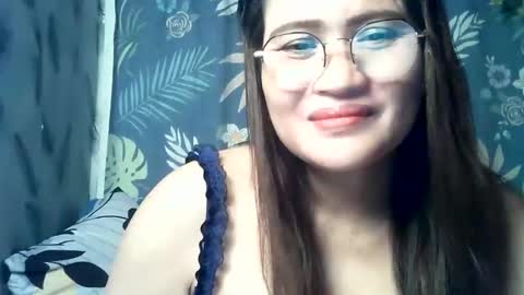 amazing angel online show from October 4, 9:52 pm