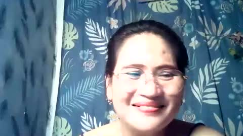 amazing angel online show from October 7, 10:25 pm