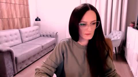 Izza online show from January 15, 2:23 pm