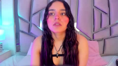 Snapshot of ambar_devon chatting on January 30, 7:26 pm online show from January 30, 7:26 pm