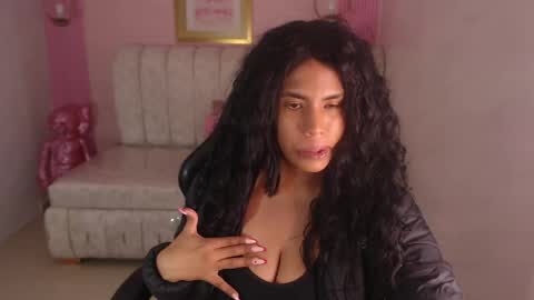 Ambar online show from April 21, 3:02 am