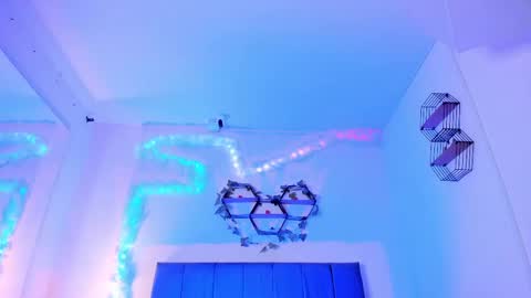 ambar_gh1 online show from April 25, 8:28 pm