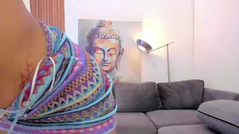 Ambar online show from April 23, 8:00 pm