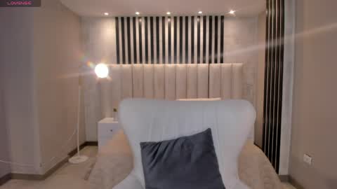 Ambar  online show from April 22, 11:07 am