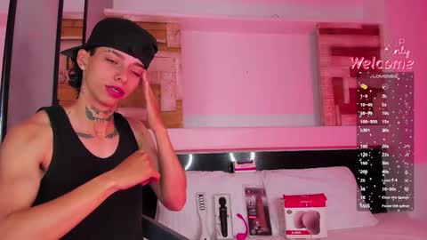 Amber  online show from March 29, 2:49 pm