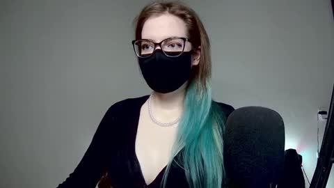 Snapshot of amber_candyfloss chatting on March 5, 2:03 am Amber non-nude model online show from March 5, 2:03 am