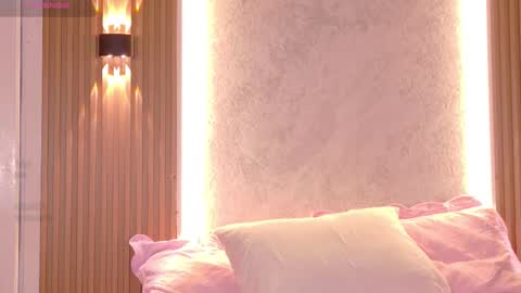 Amber online show from February 20, 12:07 pm